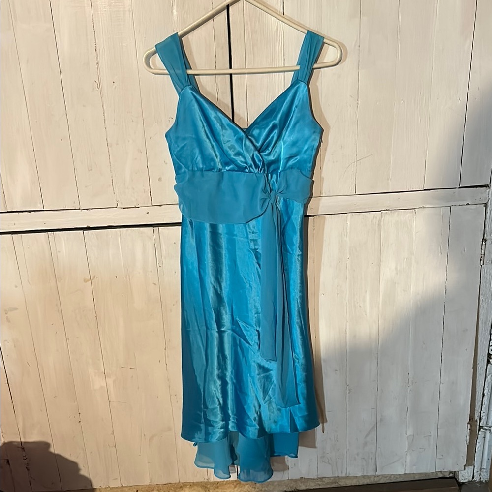 Elegant Blue Sleeveless Dress